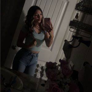 Meet your Posher, Annazae